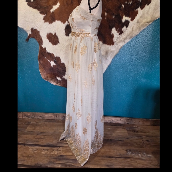 Blondie Nites Strapless Dress in Gold and Cream - Picture 6 of 11